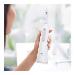 Oral B Oral-B Munddusche AquaCare 6 18 Oral B Oral-B Munddusche AquaCare 6 -Pflege Fachgeschäft 12b5acc1cf917b8b5b1cb08fa943b9e8