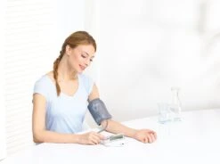 Beurer BM 44 Blutdruckmessgerät Weiß -Pflege Fachgeschäft abb3a2466b2fc4af6bb5b80b209203cf